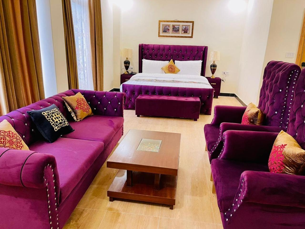The Corporate Lodges Hotel Saidu Sharif Exteriér fotografie